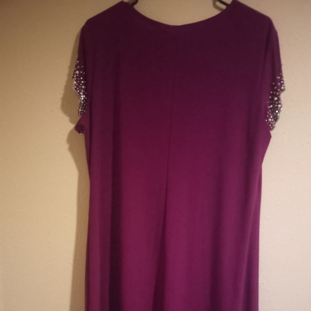 TASH + SOPHIE DRESS - Picture 3 of 3